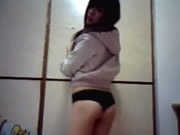 Koreanische Cutie Show vor der Cam